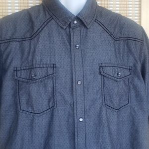 Mens Shirt. Lightweight. NWOT